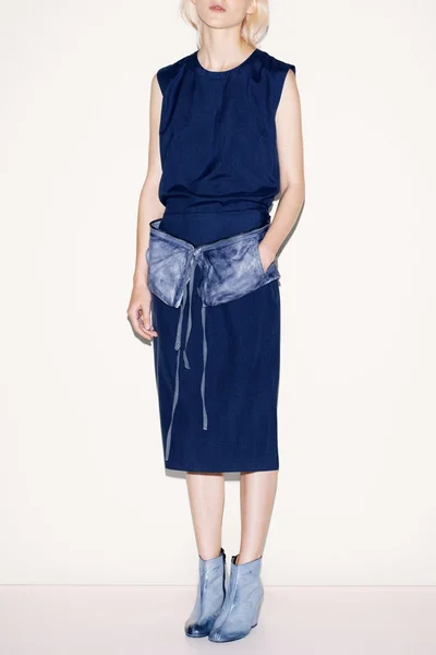 Look 16